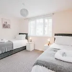 Potter Apartment